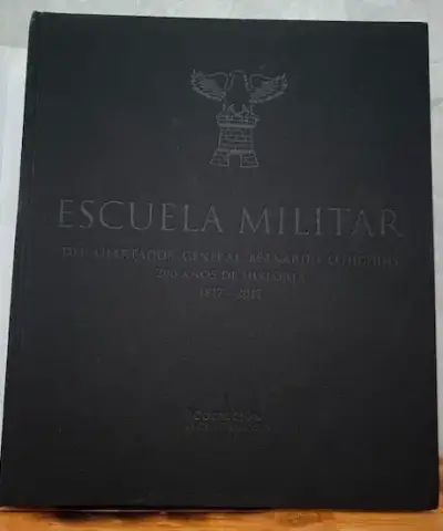 Libro Escuela Militar 200 Años de Historia - miniatura 2