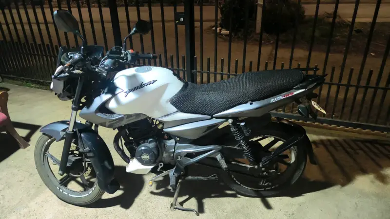Moto Bajaj Pulsar NS 125 en buen estado