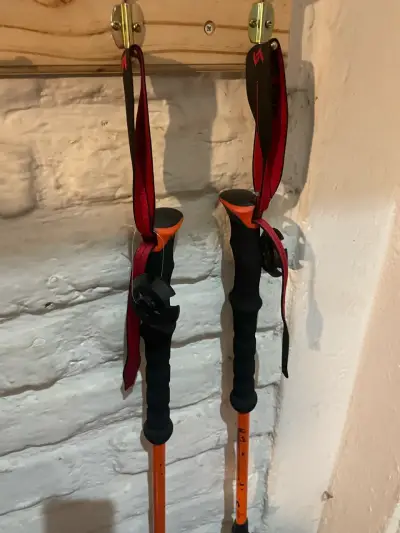 Bastones de Trekking Ajustables Naranjas - miniatura 2