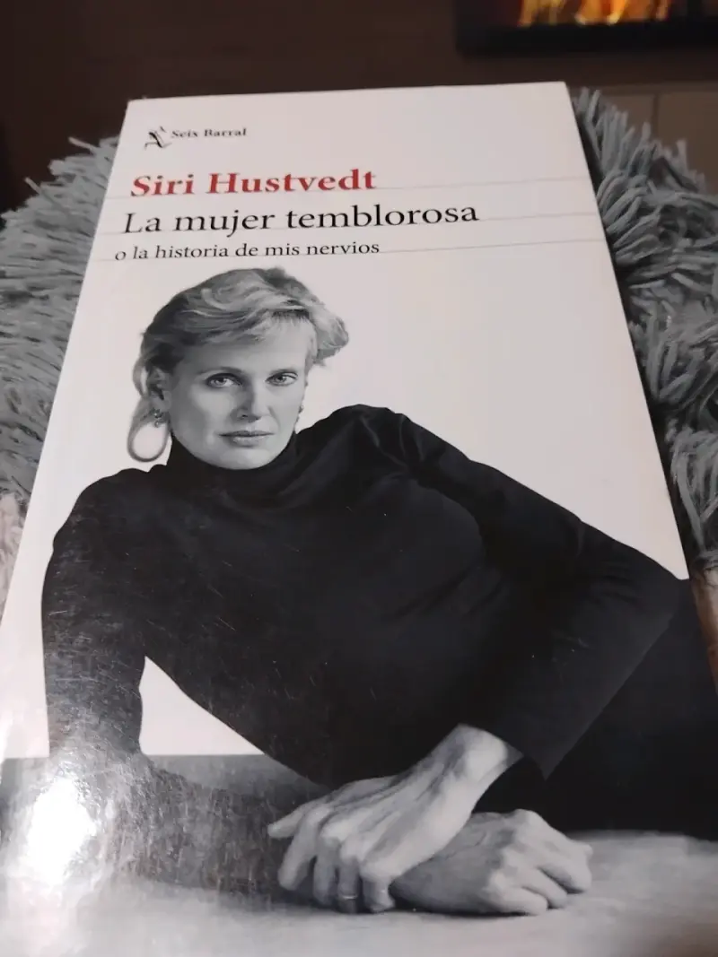 Libro 'Fantasma' de Jo Nesbø en buen estado - 3