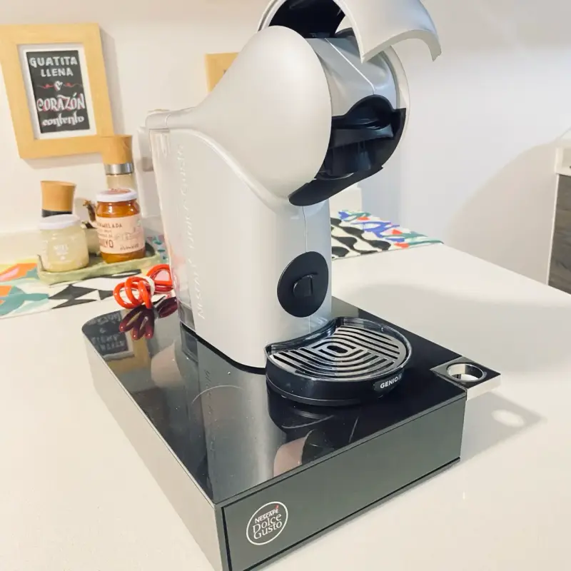 Cafetera Nescafé Dolce Gusto Mini Me blanca - 3