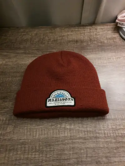 Gorro Maui burdeo - miniatura 1