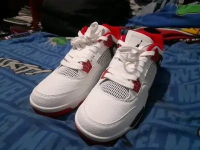 Zapatillas Jordan 4 RM White/Fire Red - miniatura 1