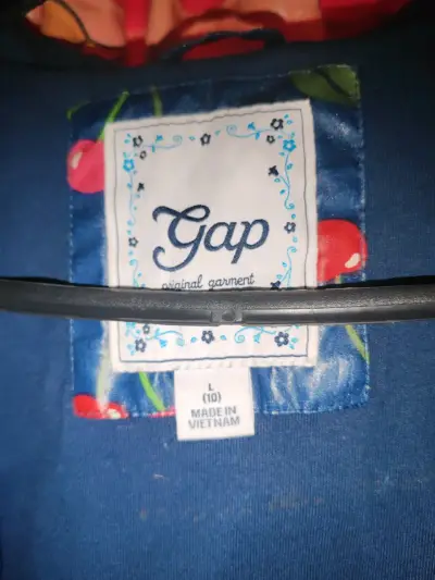 Impermeable con diseño de cerezas Gap - miniatura 4