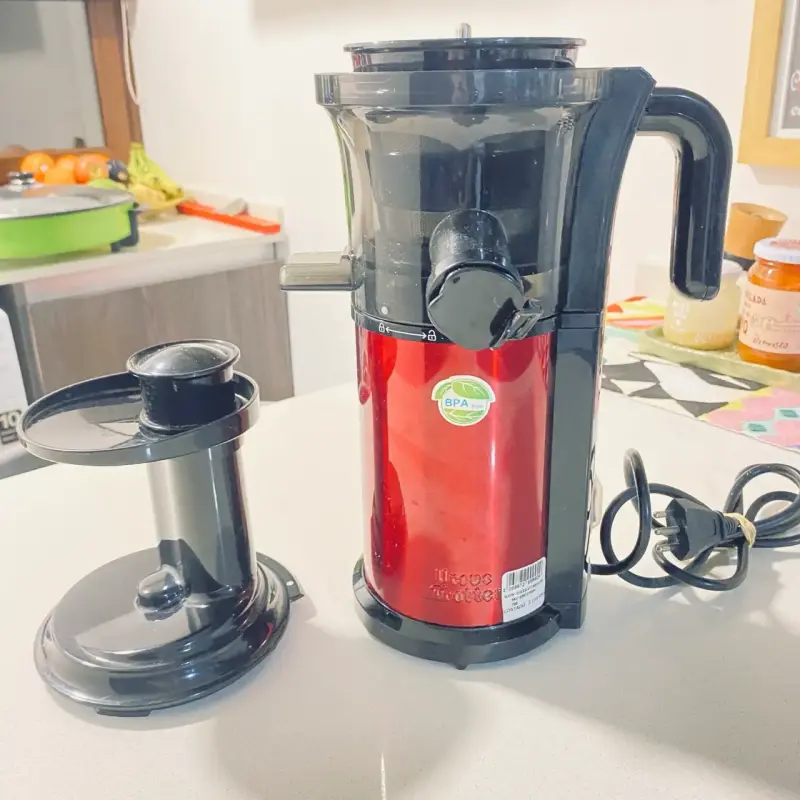 Extractor de Jugo Eléctrico Rojo - 3