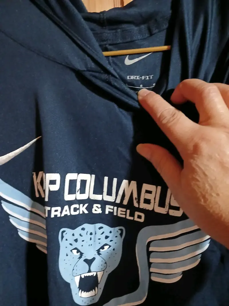 Polera deportiva Nike Dri-Fit azul
