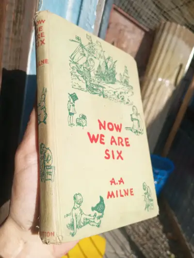 Libro Winnie the pooh  'Now We Are Six' - miniatura 1