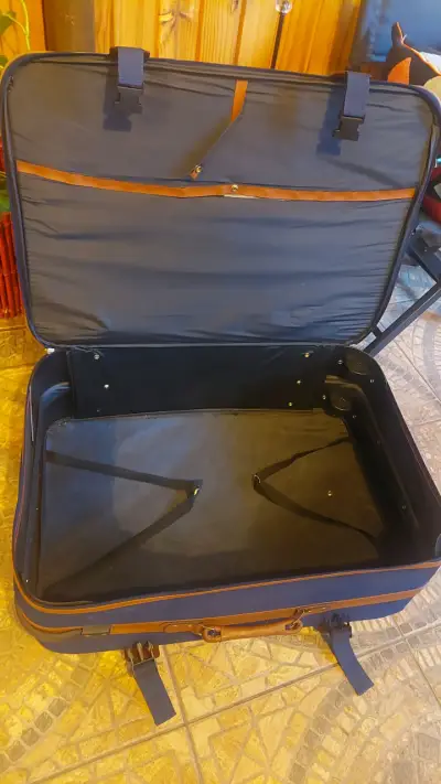 Maleta de viaje grande azul con detalles marrones - miniatura 4