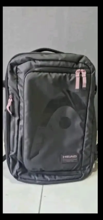 Mochila negra Head con detalles rosados - miniatura 1