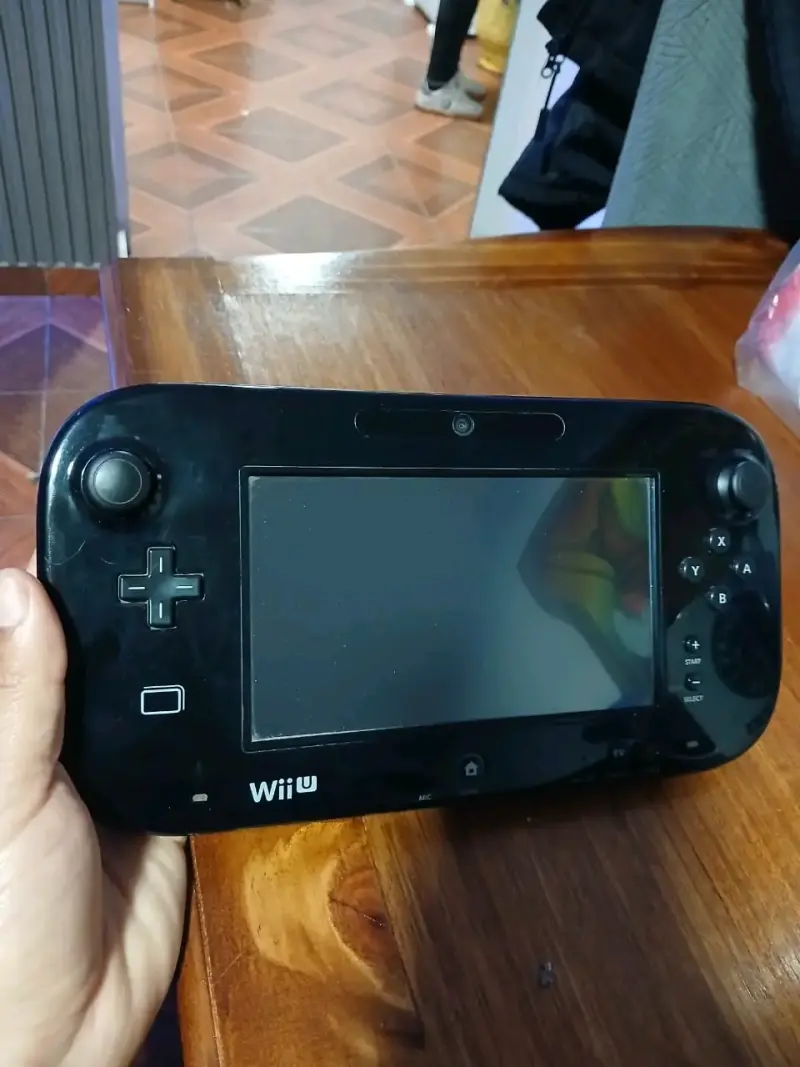 Controlador Nintendo Wii U GamePad en buen estado - 1