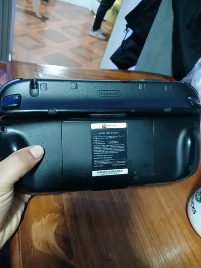 Controlador Nintendo Wii U GamePad en buen estado - miniatura 2