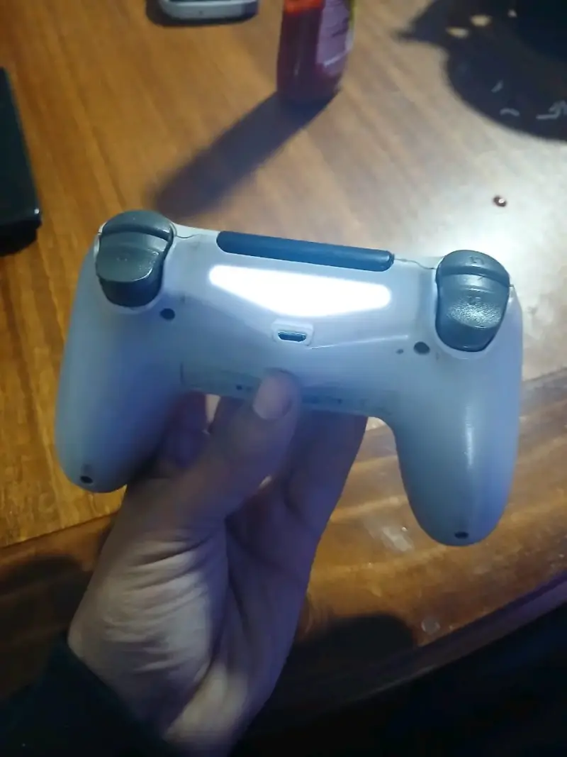 Control inalámbrico 4 para PS4 blanco alternativo - 2