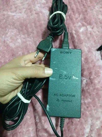 Adaptador de corriente Sony para PlayStation 2 - miniatura 1