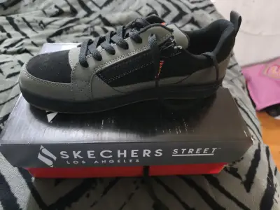 Zapatillas Skechers Street negras y grises - miniatura 2