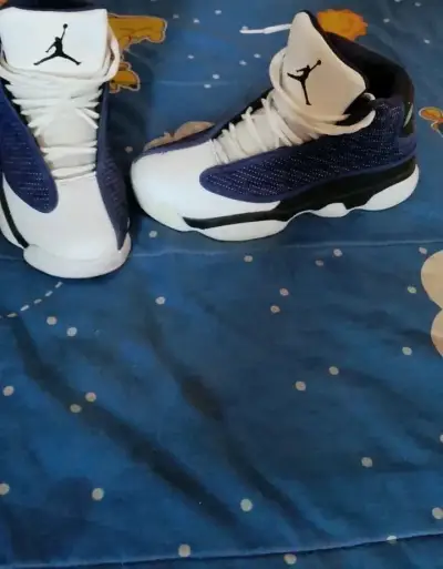 Zapatillas deportivas Air Jordan blancas y azules - miniatura 1