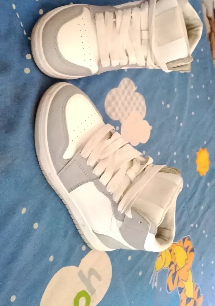 Zapatillas deportivas Air Jordan blancas y azules - 2