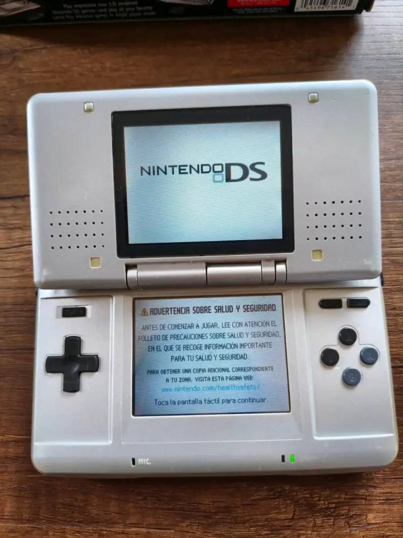 Consola Nintendo DS Fat plateada en buen estad - 1