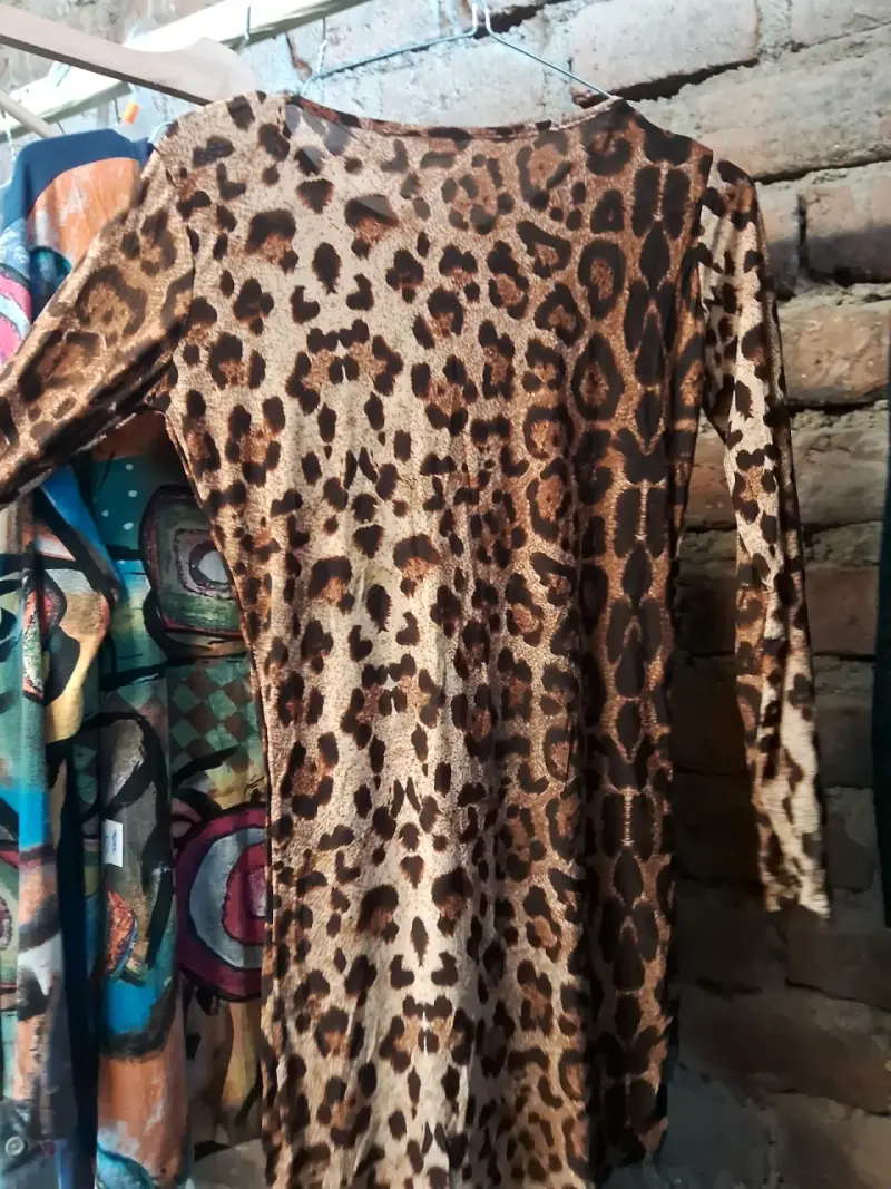 Polera estampado leopardo - 2