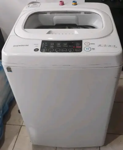 Lavadora Daewoo automática de carga superior - miniatura 1