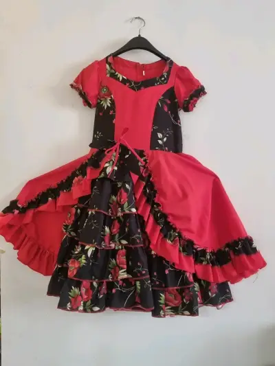 Vestido cueca  rojo y negro para niña - miniatura 1