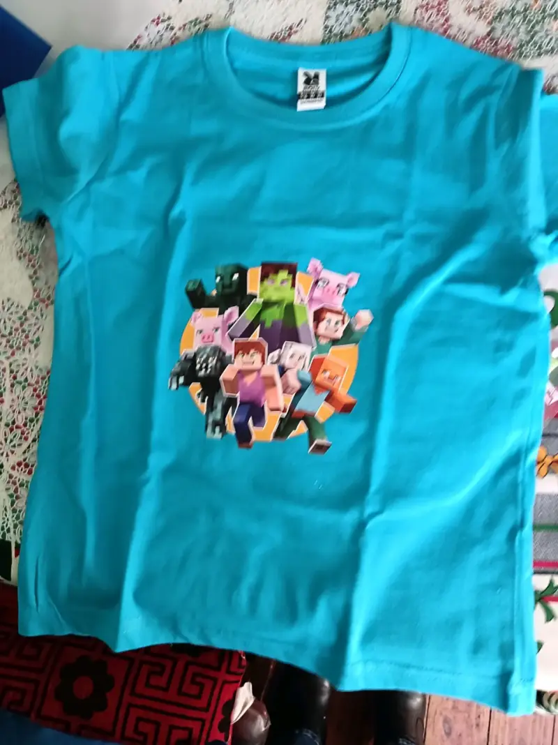 Polera infantil Minecraft azul con estampado