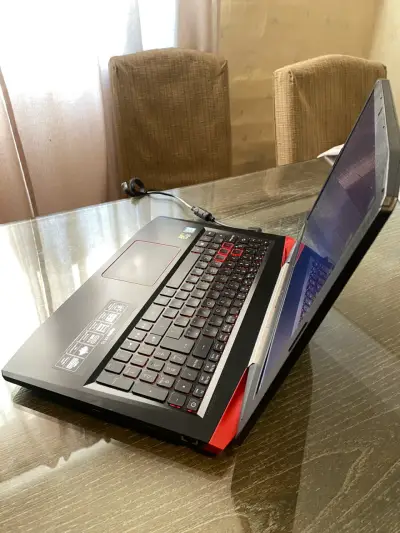 Acer Aspire VX15 - miniatura 4