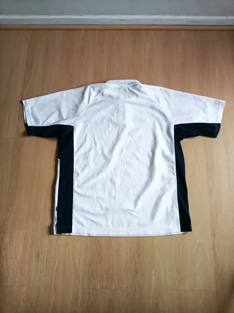 Polera Nike Basketball blanca y negra - 4