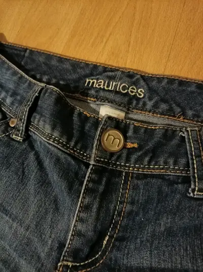 Jeans de mezclilla azul para mujer Maurices - miniatura 2