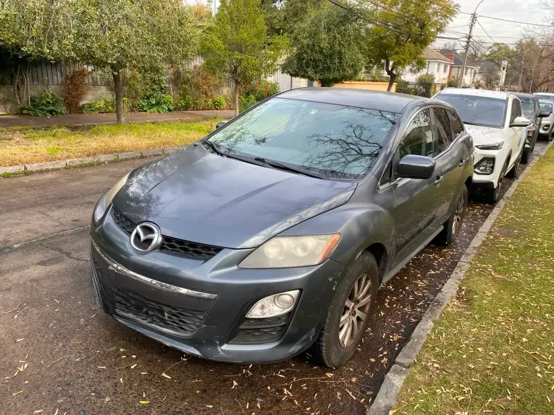 Mazda CX-7 SUV en buen estado - 2