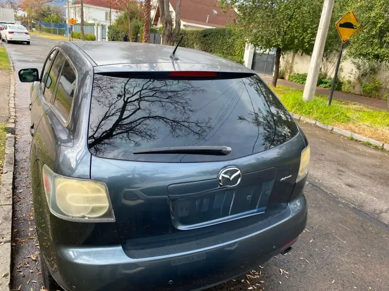 Mazda CX-7 SUV en buen estado - 3