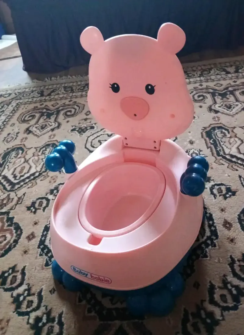 Bacinica infantil Baby Babie rosa con diseño de oso - 1