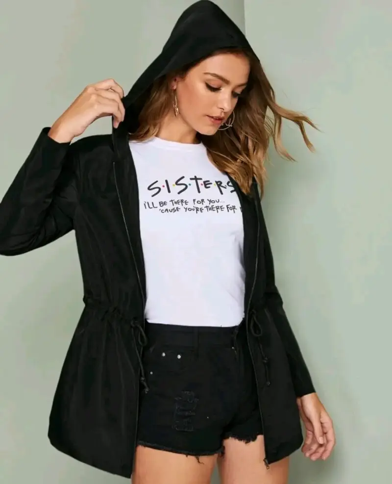 Cortaviento negro con capucha para mujer - 2
