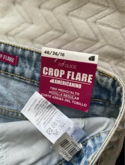 Jeans Crop Flare Americano Tiro Alto - miniatura 4