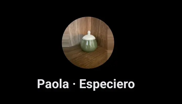 Especiero de cerámica verde con tapa