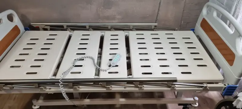 Cama clínica eléctrica Promsa con control remoto 4 - 3