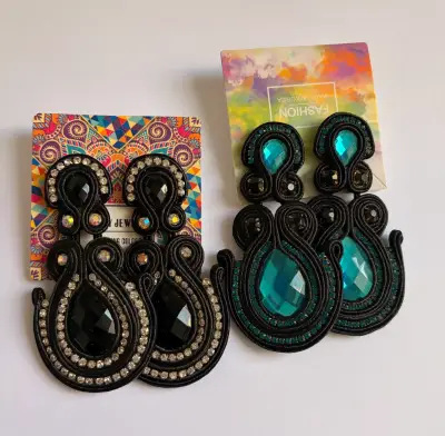 Pendientes artesanales con piedras negras y turquesas - miniatura 5