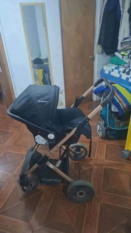 Coche de bebé Bebesit con silla de auto - 2