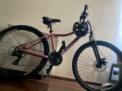 Bicicleta de montaña Oxford rosada con casco - miniatura 4