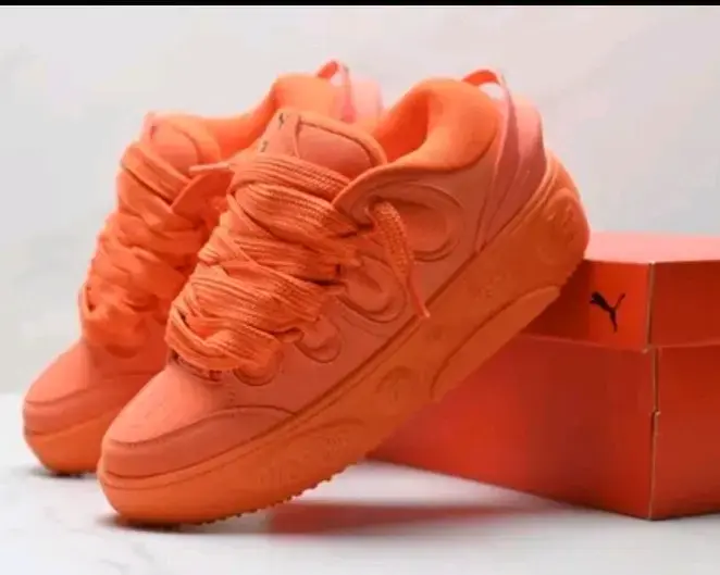 Zapatillas deportivas naranjas Puma