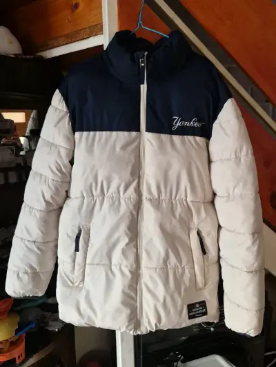 Chaqueta acolchada Yankees blanca y azul - miniatura 1
