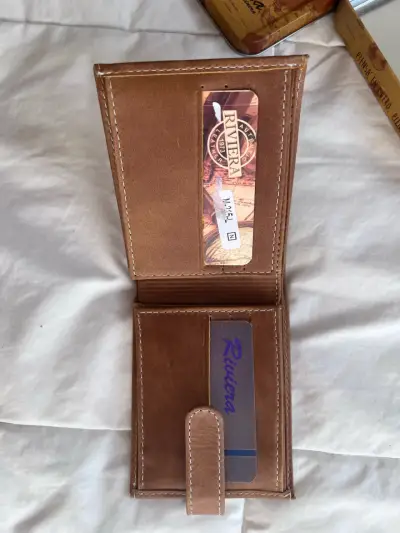 Billetera de cuero marrón Riviera con caja - miniatura 3