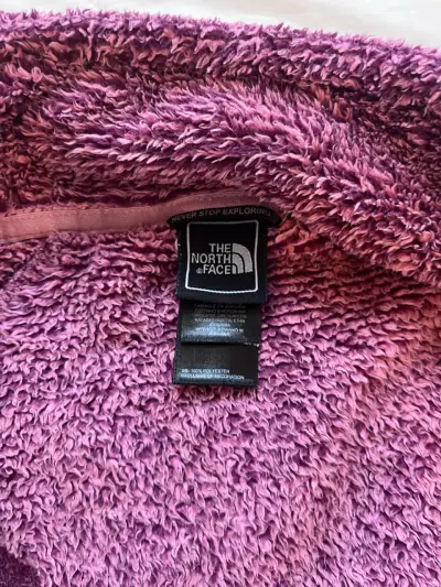 Chaqueta de polar morada The North Face para mujer - miniatura 3