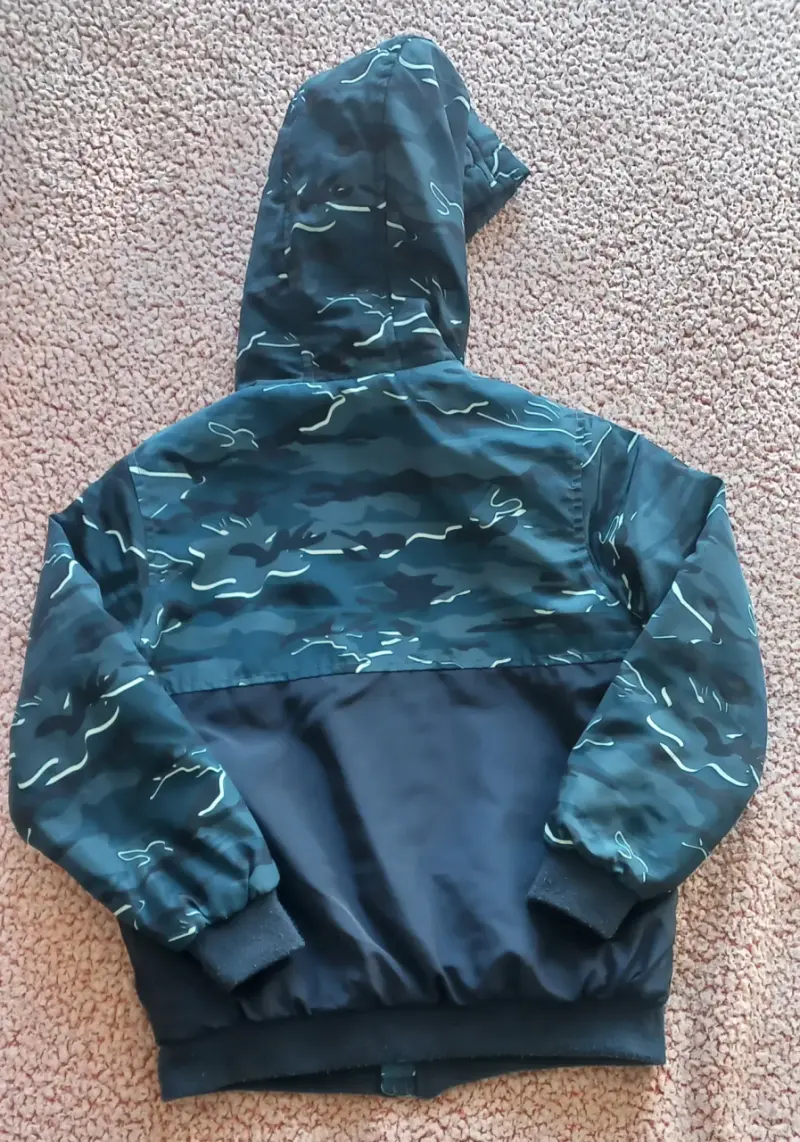 Chaqueta con capucha camuflada para niño - 2