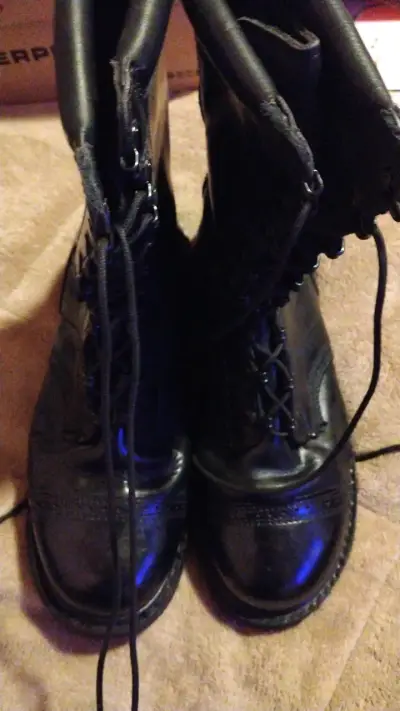 Botas de cuero negro para hombre - miniatura 1