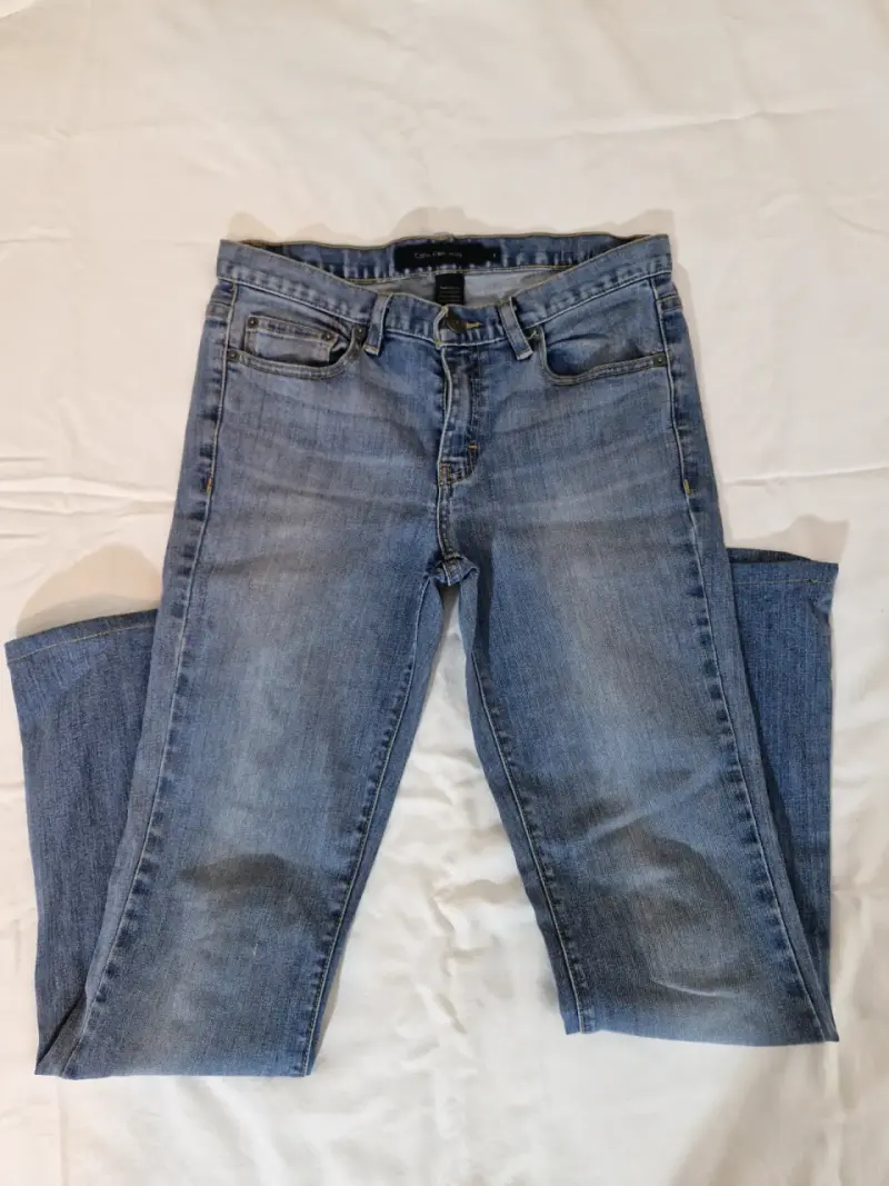 Jeans Calvin Klein para mujer en azul claro - 1