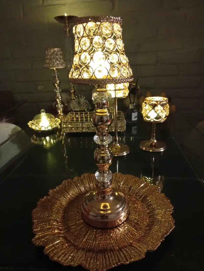 Juego de lámparas decorativas doradas con bandeja - 3