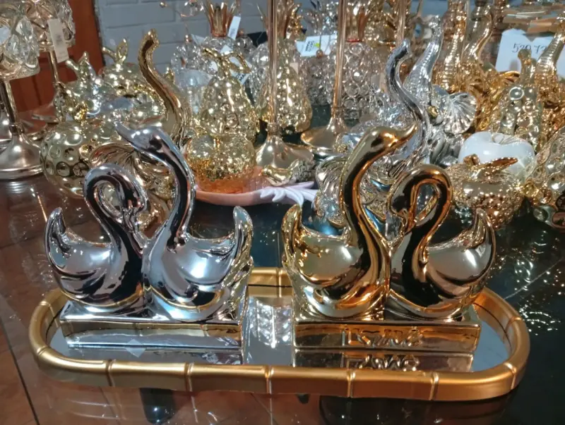 Juego de lámparas decorativas doradas con bandeja - 5