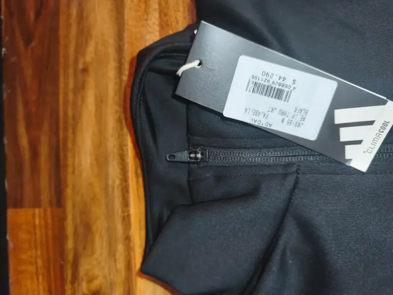 Chaqueta deportiva negra Adidas para mujer - 2