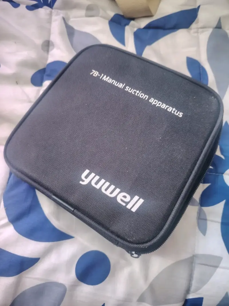 Aspirador manual de succión Yuwell 7B-1 portátil - 2