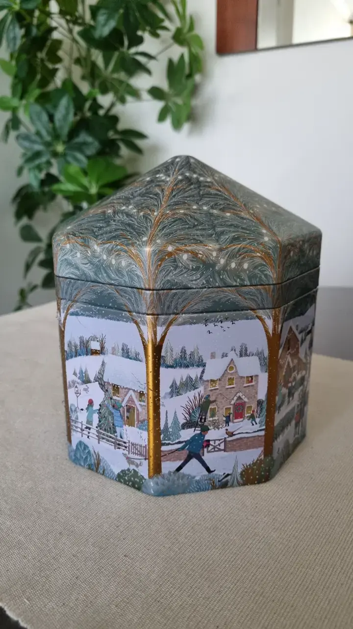 Caja decorativa navideña con luz y música - 3